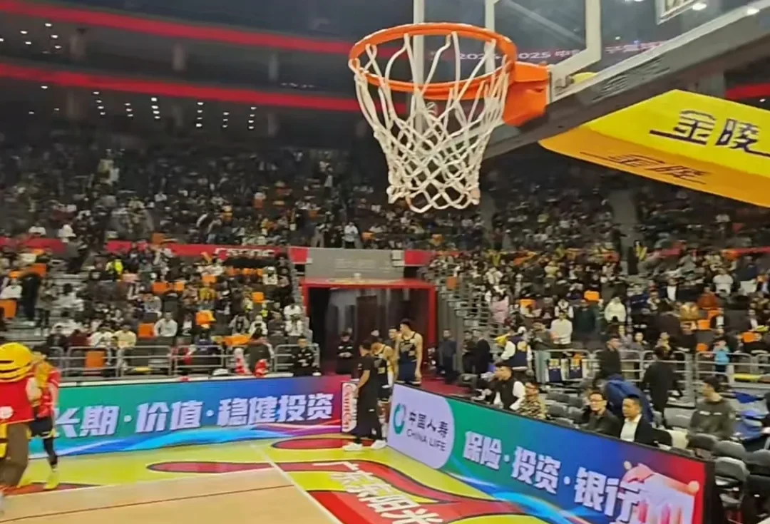广东宏远队备战挑战四川队，誓要力争夺冠的简单介绍