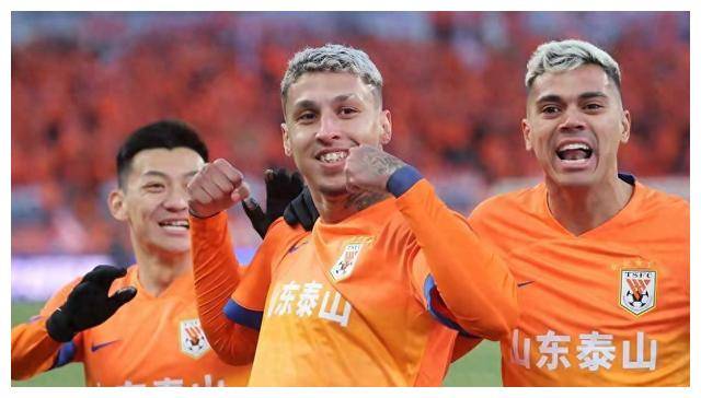 山东泰山21岁后卫杨瑞琦租借加盟梅州客家