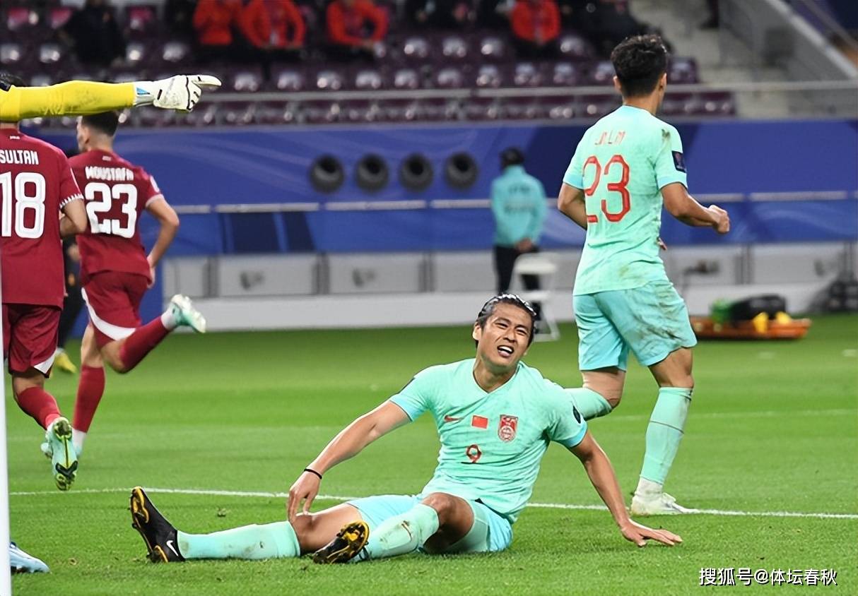 一场2-1绝杀，让中国队争冠起死回生，还送亚洲冠军2连败垫的简单介绍