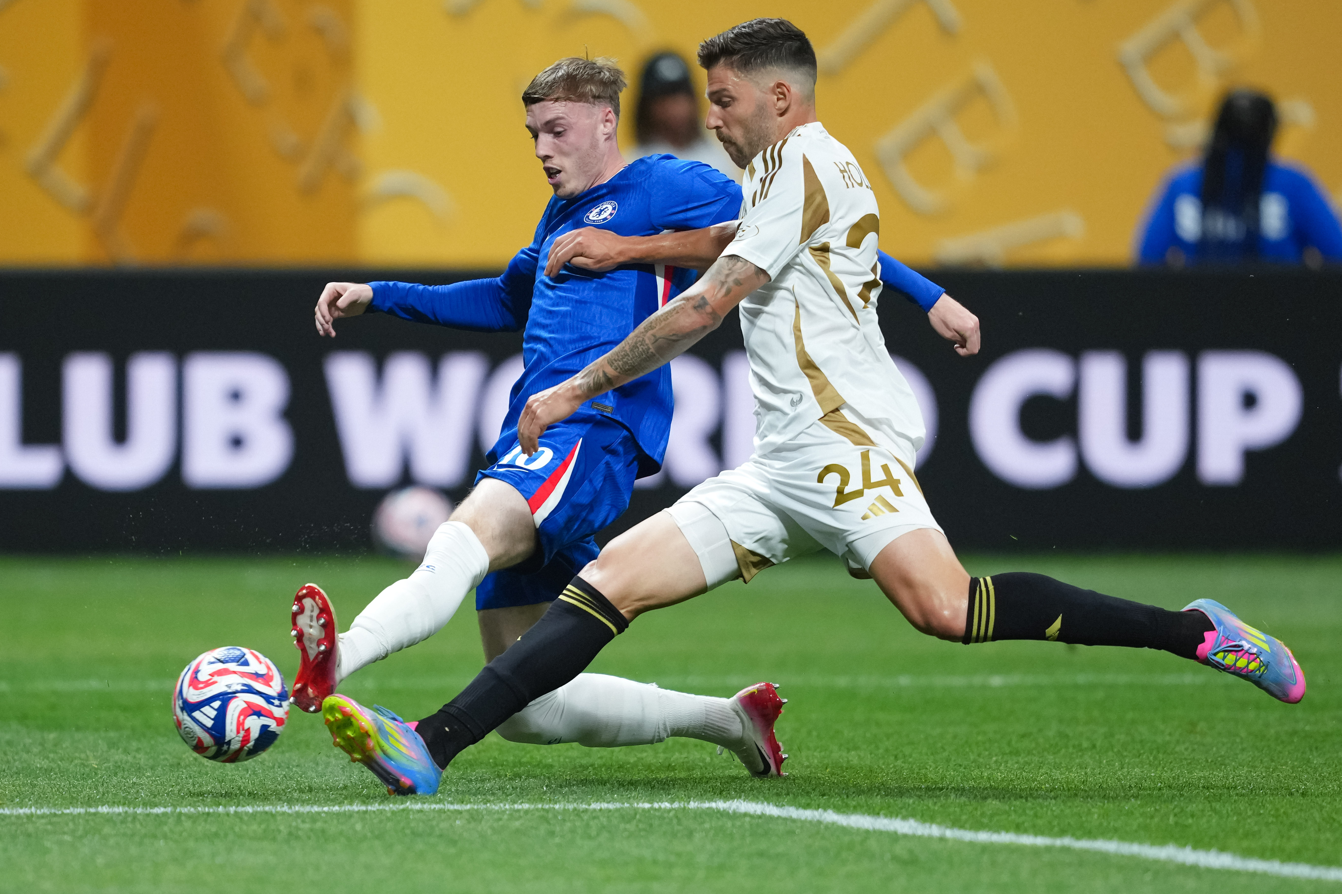 关于世俱杯8强:切尔西上半区独美巴黎VS拜仁的信息