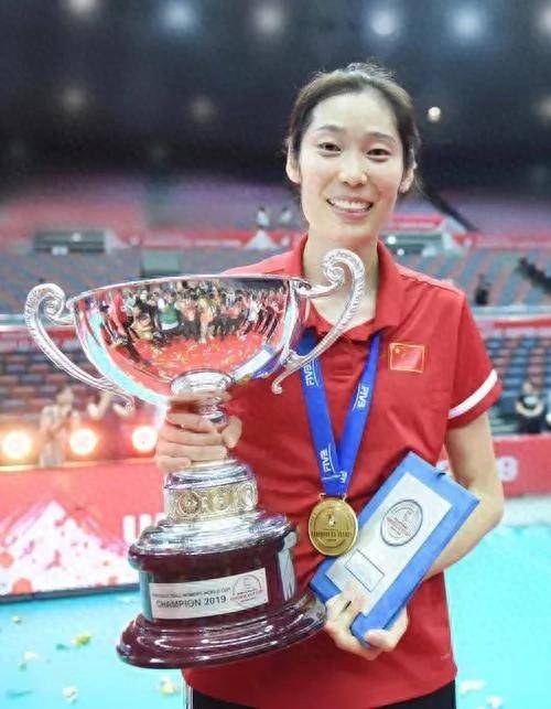 女排力夺金牌！中国队夺得冠军(女排力夺金牌!中国队夺得冠军视频)